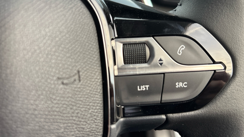 Peugeot 208 1.2 Hybrid 110 Allure 5dr e-DSC6 Petrol Hatchback